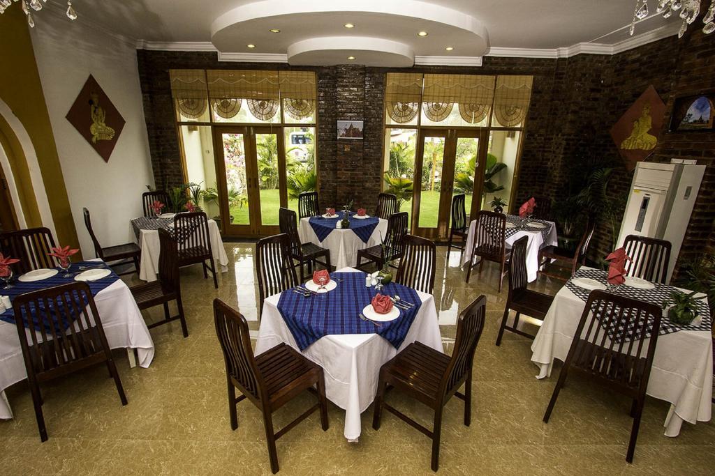 Raza Gyo Hotel Баган Екстер'єр фото