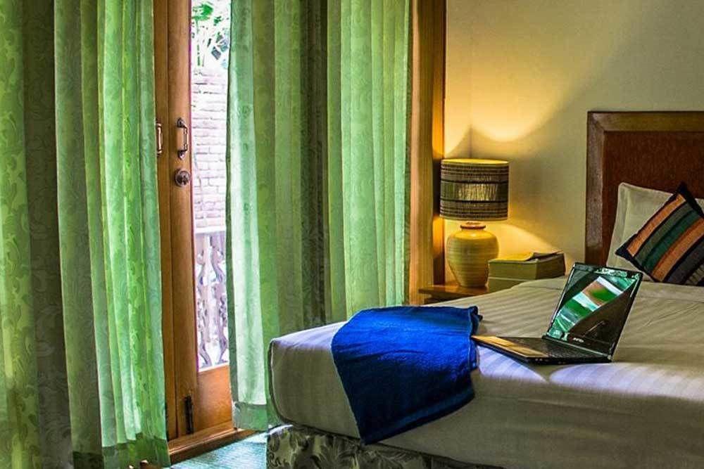 Raza Gyo Hotel Баган Екстер'єр фото