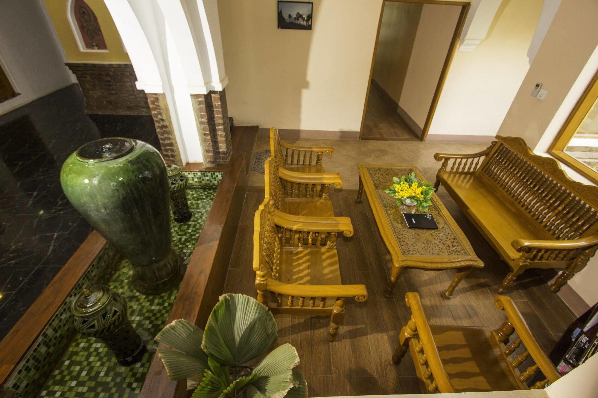 Raza Gyo Hotel Баган Екстер'єр фото
